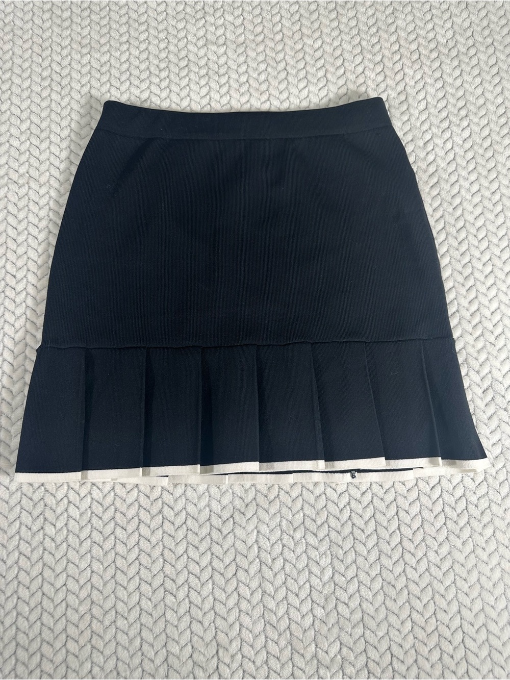 Sincerely Jules Womens Elastic Waist Pull On Mini Skirt Size Medium Black White